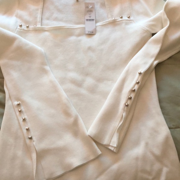 Beautiful WhitehouseBlackmarket sweater - Picture 1 of 3